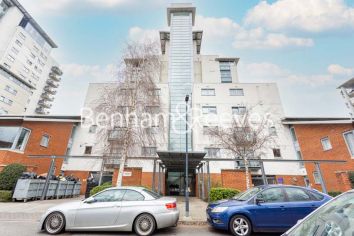 2  bedrooms flat to rent in Erebus Drive, Woolwich, SE28-image 6