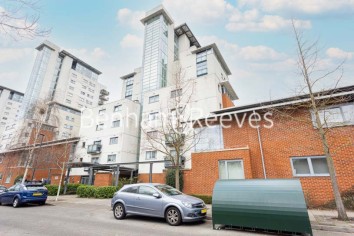 2  bedrooms flat to rent in Erebus Drive, Woolwich, SE28-image 12