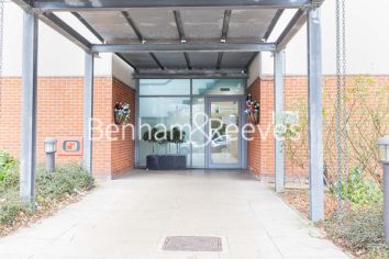 2  bedrooms flat to rent in Erebus Drive, Woolwich, SE28-image 29