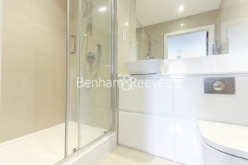 2 bedrooms flat to rent in John Donne Way, Woolwich, SE10-image 4