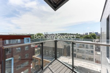 2 bedrooms flat to rent in John Donne Way, Woolwich, SE10-image 5
