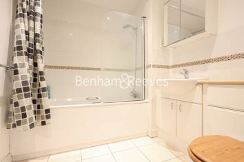 2 bedrooms flat to rent in Erebus Drive, Woolwich, SE18-image 5
