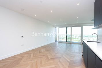 3 bedrooms flat to rent in Brigadier Walk, Royal Arsenal Riverside, SE18-image 7