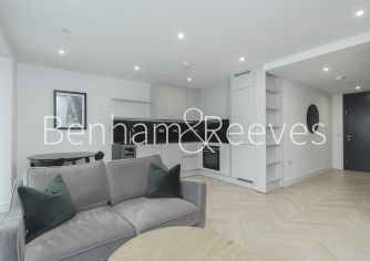1  bedroom flat to rent in Brigadier Walk, Royal Arsenal Riverside, SE18-image 1