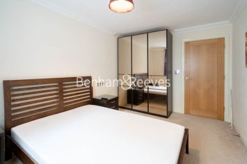 2  bedrooms flat to rent in Erebus Drive, Woolwich, SE28-image 10