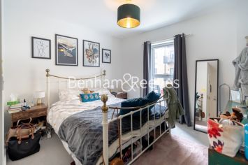 2  bedrooms flat to rent in Brunwell Avenue, Woolwich, SE18-image 3