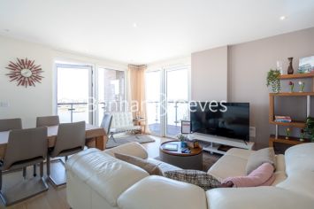 2 bedrooms flat to rent in Duke of Wellington Avenue, Royal Arsenal Riverside, SE18-image 7