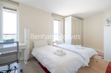 2 bedrooms flat to rent in Duke of Wellington Avenue, Royal Arsenal Riverside, SE18-image 8