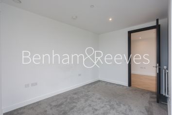 2  bedrooms flat to rent in Brigadier Walk, Royal Arsenal Riverside, SE18-image 21