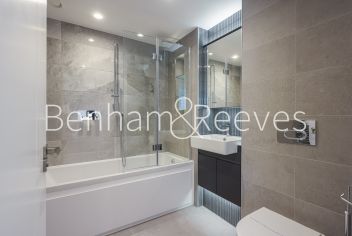 2  bedrooms flat to rent in Brigadier Walk, Royal Arsenal Riverside, SE18-image 5