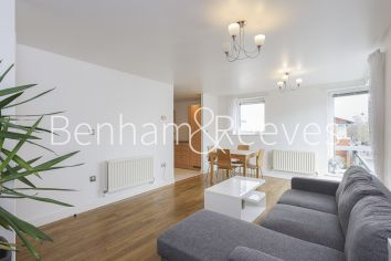 1 bedroom flat to rent in Erebus Drive, Woolwich, SE28-image 8
