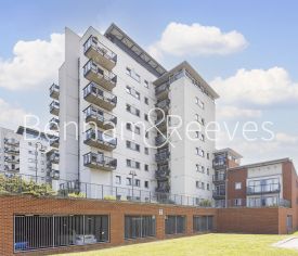 1 bedroom flat to rent in Erebus Drive, Woolwich, SE28-image 15