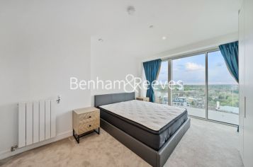 3 bedrooms flat to rent in Brigadier Walk, Royal Arsenal Riverside, SE18-image 3
