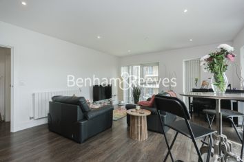 2  bedrooms flat to rent in Plumstead Road, Royal Arsenal Riverside, SE18-image 3