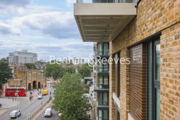 2  bedrooms flat to rent in Plumstead Road, Royal Arsenal Riverside, SE18-image 16