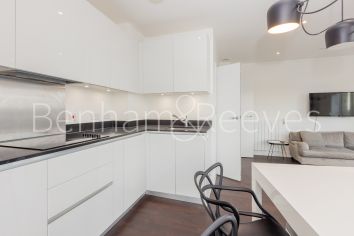 2  bedrooms flat to rent in Royal Arsenal Riverside, Woolwich, SE18-image 2