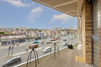 2  bedrooms flat to rent in Royal Arsenal Riverside, Woolwich, SE18-image 6