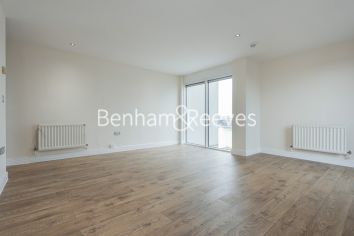 2  bedrooms flat to rent in Erebus Drive, Woolwich, SE28-image 7