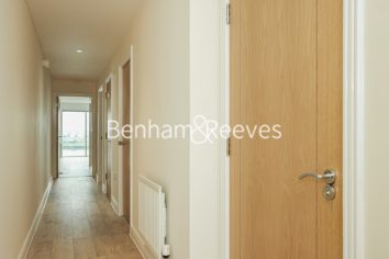2  bedrooms flat to rent in Erebus Drive, Woolwich, SE28-image 15