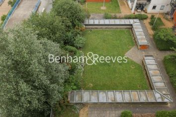 2  bedrooms flat to rent in Erebus Drive, Woolwich, SE28-image 16