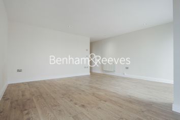 2  bedrooms flat to rent in Erebus Drive, Woolwich, SE28-image 18