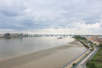 2  bedrooms flat to rent in Erebus Drive, Woolwich, SE28-image 20