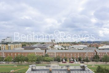 3  bedrooms flat to rent in Cadogan Road, Royal Arsenal Riverside, SE18-image 6