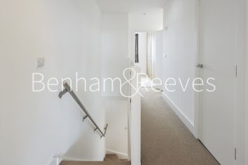 3  bedrooms flat to rent in Cadogan Road, Royal Arsenal Riverside, SE18-image 21