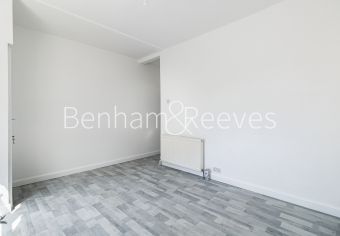 2  bedrooms flat to rent in Reidhaven Road, Woolwich, SE18-image 13