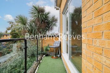 2  bedrooms flat to rent in Pier Way, Woolwich, SE28-image 5