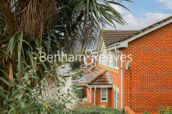 2  bedrooms flat to rent in Pier Way, Woolwich, SE28-image 6
