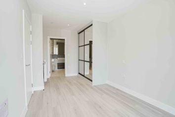 2  bedrooms flat to rent in Kidbrooke Village,Townsend Road, SE3-image 23