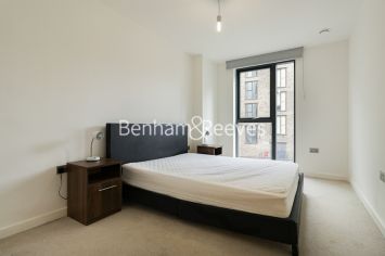 2  bedrooms flat to rent in Larkwood Avenue, Blackheath Hill, SE10-image 9