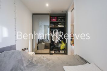 1  bedroom flat to rent in Victory Parade, Arsenal Riverside, SE18-image 4