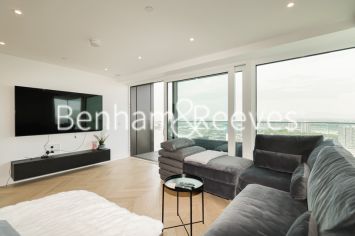 3  bedrooms flat to rent in Brigadier Walk, Royal Arsenal Riverside, SE18-image 1