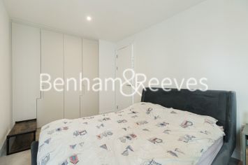 1  bedroom flat to rent in Brigadier Walk, Royal Arsenal Riverside, SE18-image 4