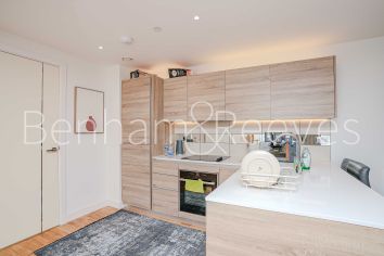 1  bedroom flat to rent in Biring House, Wellington, SE18-image 13