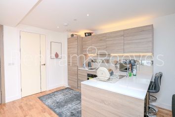 1  bedroom flat to rent in Biring House, Wellington, SE18-image 17