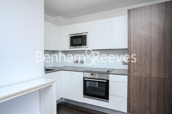 2  bedrooms flat to rent in Royal Arsenal Riverside, Woolwich, SE18-image 2
