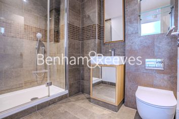 2  bedrooms flat to rent in Royal Arsenal Riverside, Woolwich, SE18-image 4