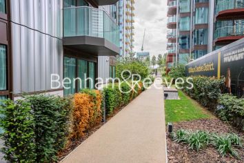 1  bedroom flat to rent in Brigadier Walk Royal, Arsenal Riverside, SE18-image 7