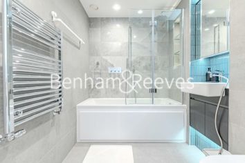 1  bedroom flat to rent in Brigadier Walk Royal, Arsenal Riverside, SE18-image 10