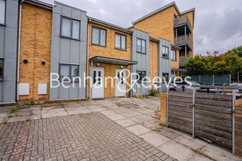 2  bedrooms flat to rent in Victoria Way, Charlton, SE7-image 12