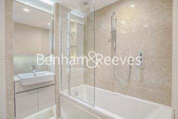 2  bedrooms flat to rent in Brigadier Walk, Royal Arsenal Riverside, SE18-image 4