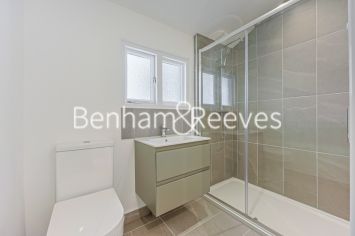 3  bedrooms flat to rent in Connaught Mews, Woolwich, SE18-image 9