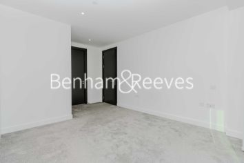 2  bedrooms flat to rent in Brigadier Walk, Royal Arsenal Riverside, SE18-image 10