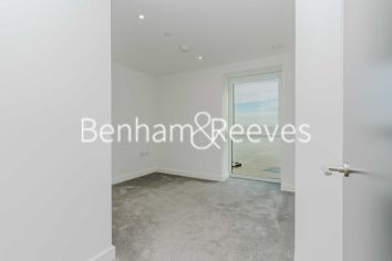 2  bedrooms flat to rent in Brigadier Walk, Royal Arsenal Riverside, SE18-image 17