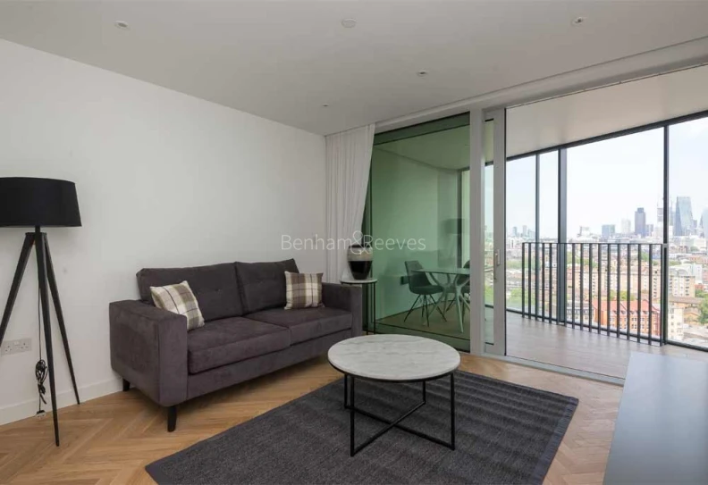 Reception view of 251 Southwark Bridge Road images 1