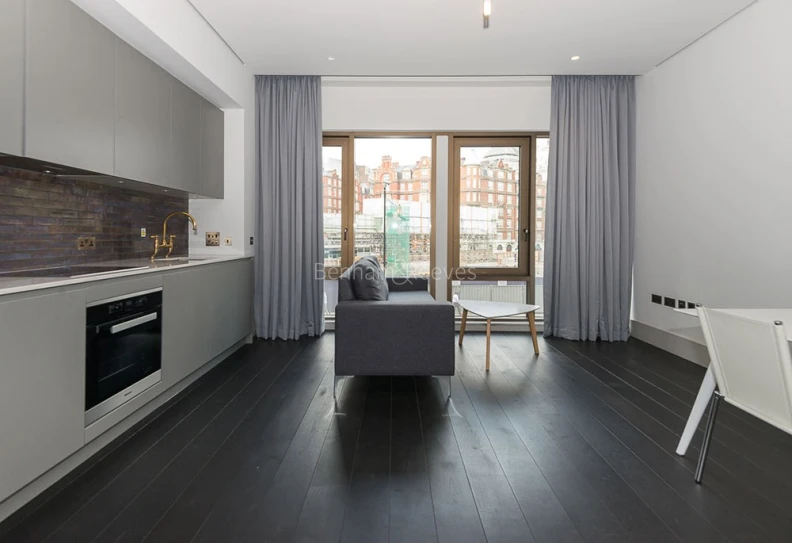 Kitchen view of 55 Victoria Street images 2