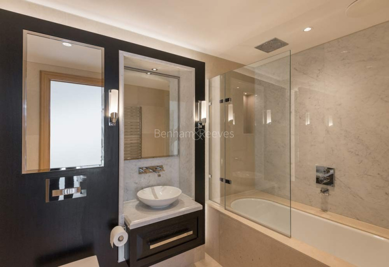 Abell & Cleland bathroom images 1